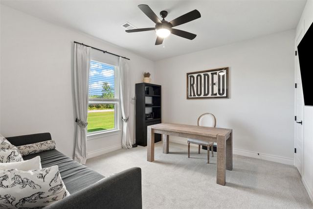 412 Oakpark DR, Spicewood, TX 78669