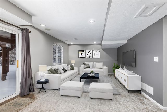 872 Sunrise Lane, Grand Rapids, MI 49534