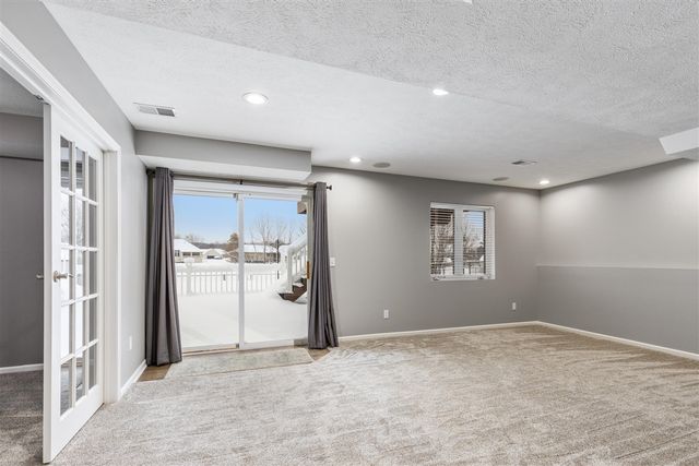 872 Sunrise Lane, Grand Rapids, MI 49534