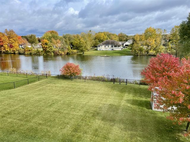 872 Sunrise Lane, Grand Rapids, MI 49534