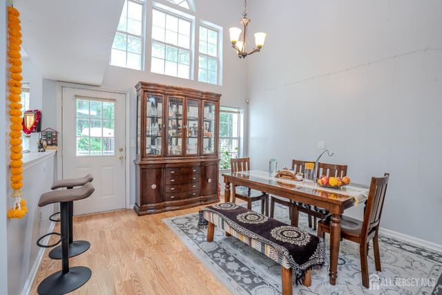 22 Amy Drive, North Brunswick, NJ 08902
