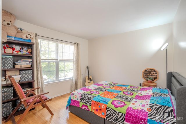 22 Amy Drive, North Brunswick, NJ 08902