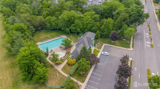 22 Amy Drive, North Brunswick, NJ 08902