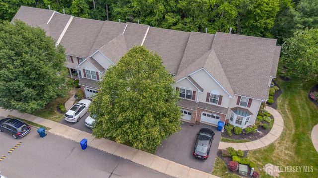 22 Amy Drive, North Brunswick, NJ 08902