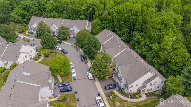 22 Amy Drive, North Brunswick, NJ 08902