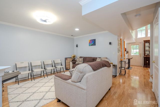 22 Amy Drive, North Brunswick, NJ 08902