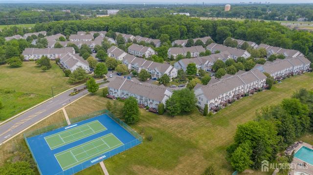 22 Amy Drive, North Brunswick, NJ 08902