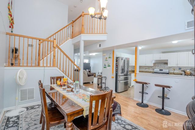22 Amy Drive, North Brunswick, NJ 08902