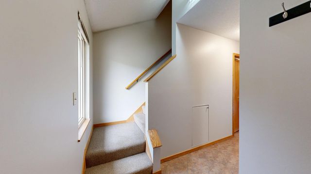 1916 Greenview Place SW, Rochester, MN 55902