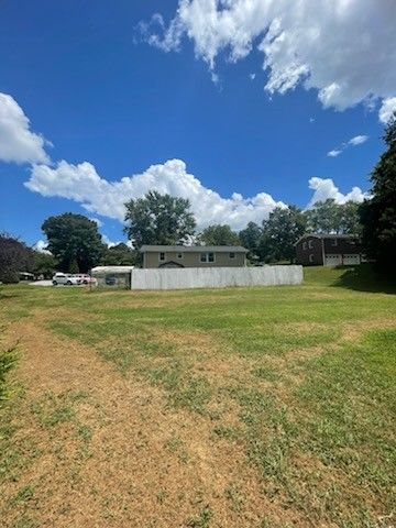 121 Teelia Dr, Old Hickory, TN 37138