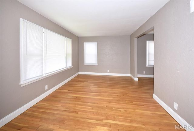 2014 Wismer Avenue, Overland, MO 63114