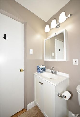 2014 Wismer Avenue, Overland, MO 63114