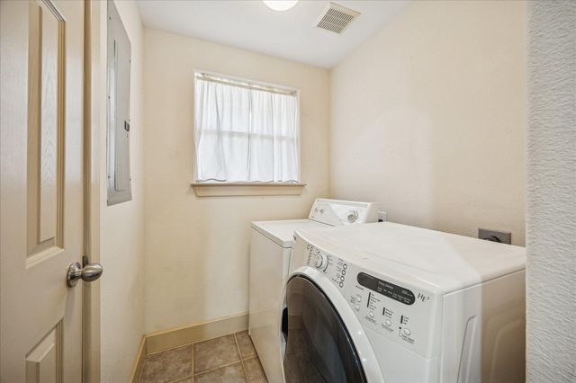 1620 Elgin Street 9, Houston, TX 77004