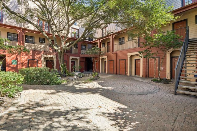 1620 Elgin Street 9, Houston, TX 77004