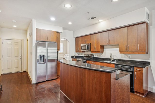1620 Elgin Street 9, Houston, TX 77004