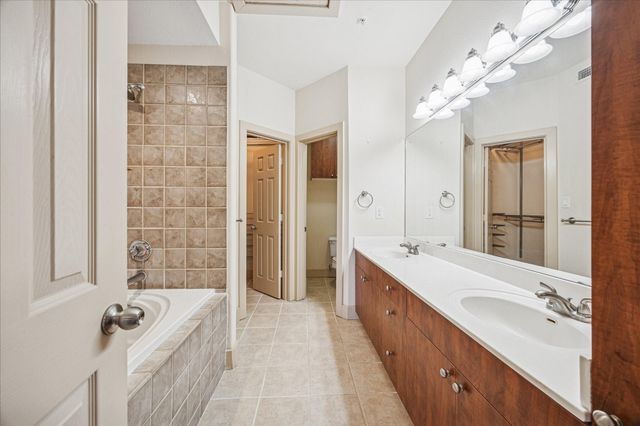 1620 Elgin Street 9, Houston, TX 77004