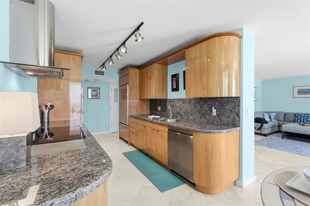 2425 GULF OF MEXICO DRIVE 8C, Longboat Key, FL 34228