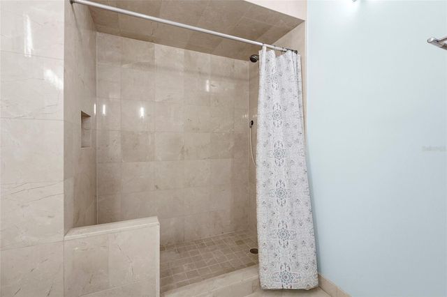 2425 GULF OF MEXICO DRIVE 8C, Longboat Key, FL 34228