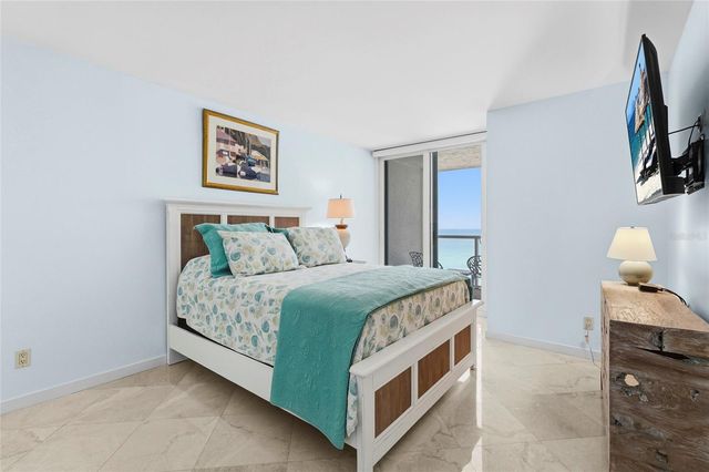 2425 GULF OF MEXICO DRIVE 8C, Longboat Key, FL 34228