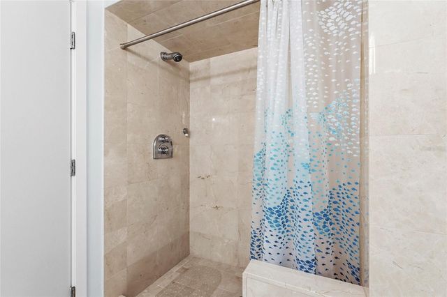 2425 GULF OF MEXICO DRIVE 8C, Longboat Key, FL 34228