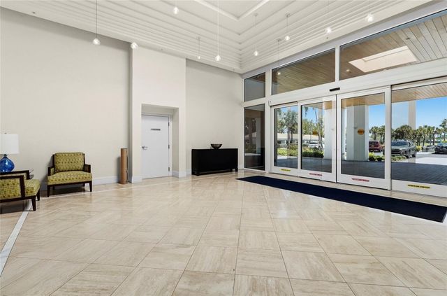 2425 GULF OF MEXICO DRIVE 8C, Longboat Key, FL 34228