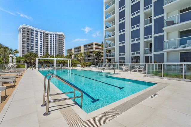 2425 GULF OF MEXICO DRIVE 8C, Longboat Key, FL 34228