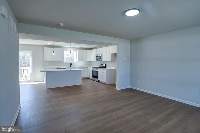 47 SEENA DR, Millville, NJ 08332