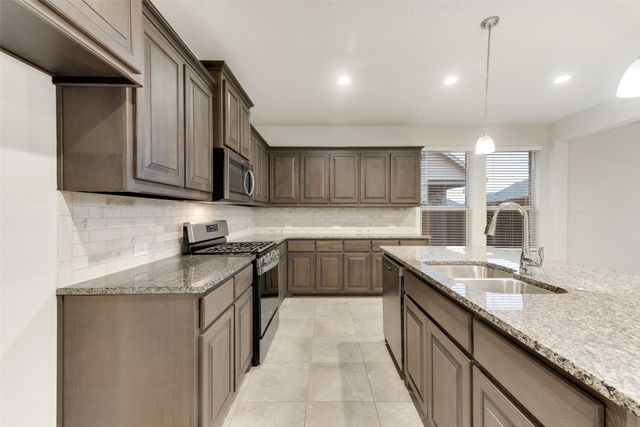 1419 Fox Hollow Road, Krum, TX 76249