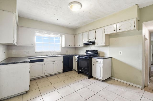 706 WESTWOOD CIRCLE, Brandon, FL 33511