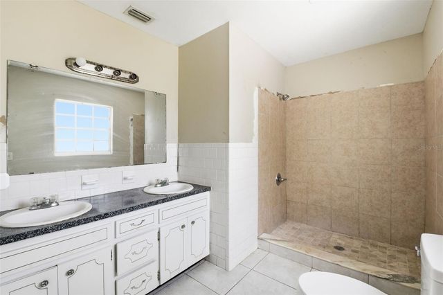 706 WESTWOOD CIRCLE, Brandon, FL 33511