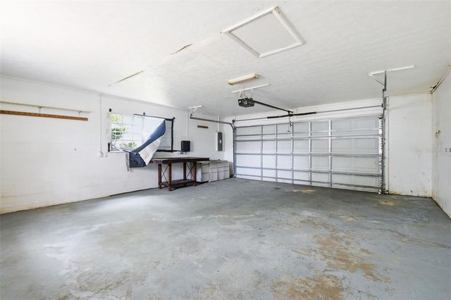 706 WESTWOOD CIRCLE, Brandon, FL 33511
