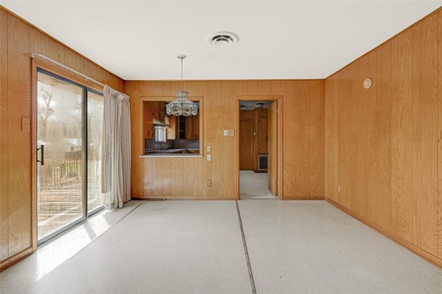 1111 Edgewood Drive, Richmond, TX 77406