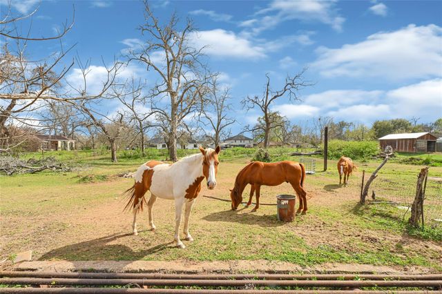 1111 Edgewood Drive, Richmond, TX 77406