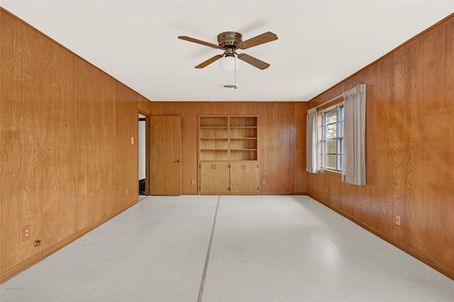 1111 Edgewood Drive, Richmond, TX 77406