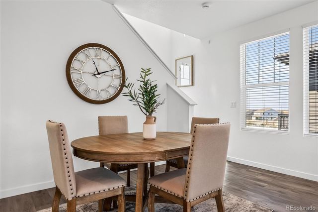 1949 S Fultondale Way, Aurora, CO 80018
