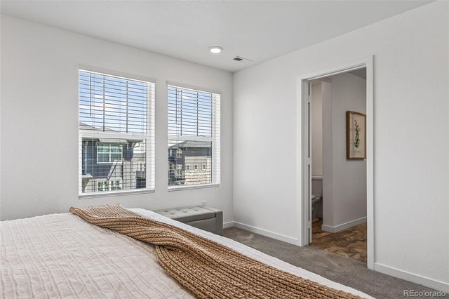 1949 S Fultondale Way, Aurora, CO 80018