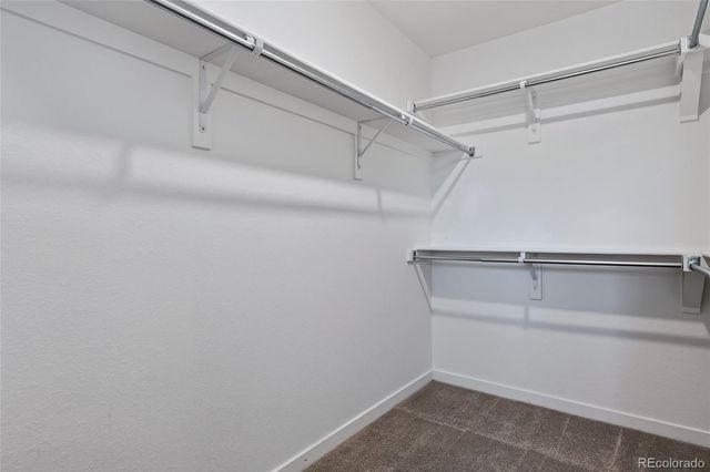 1949 S Fultondale Way, Aurora, CO 80018