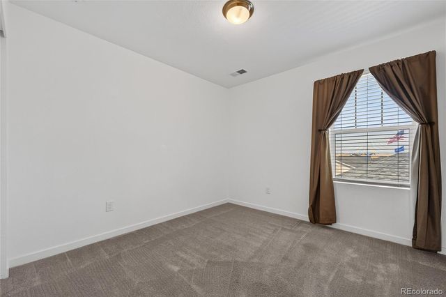 1949 S Fultondale Way, Aurora, CO 80018