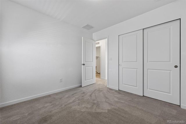 1949 S Fultondale Way, Aurora, CO 80018