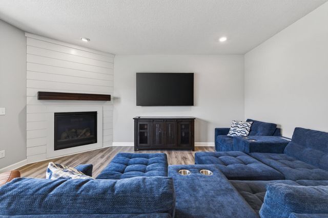 19314 Primrose Lane, Corcoran, MN 55340
