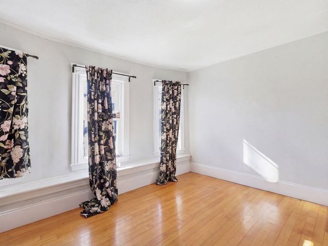 19 Irma 3, Watertown, MA 02472
