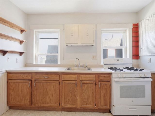 19 Irma 3, Watertown, MA 02472