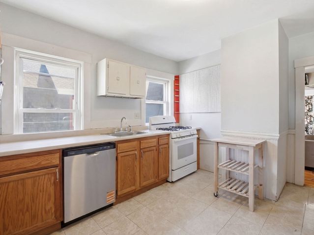 19 Irma 3, Watertown, MA 02472