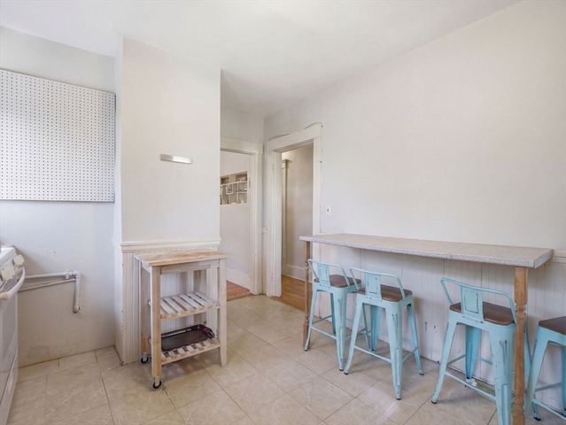 19 Irma 3, Watertown, MA 02472