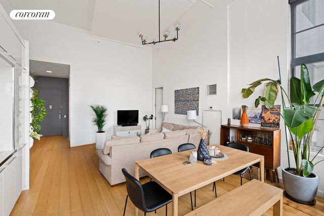 2728 Thomson Ave Unit 226, New York City, NY 11101