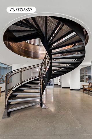 2728 Thomson Ave Unit 226, New York City, NY 11101