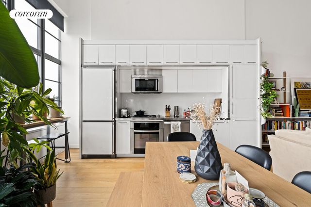 2728 Thomson Ave Unit 226, New York City, NY 11101