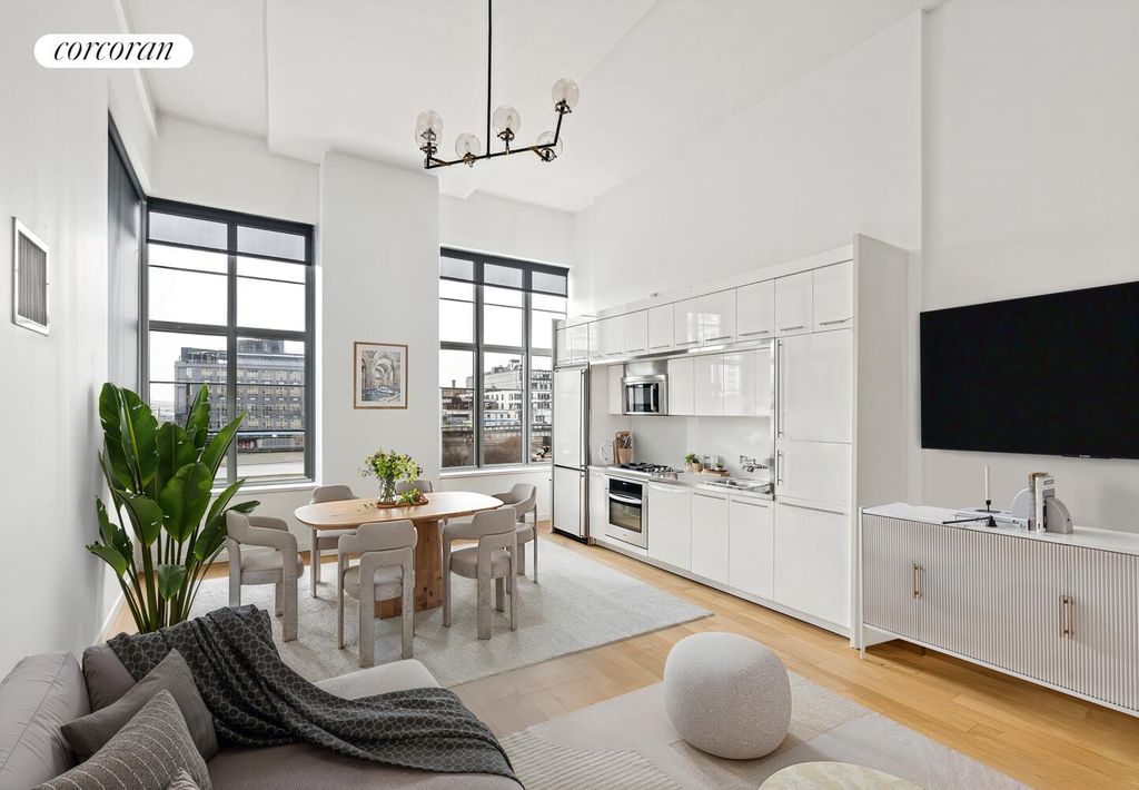 2728 Thomson Ave Unit 226, New York City, NY 11101