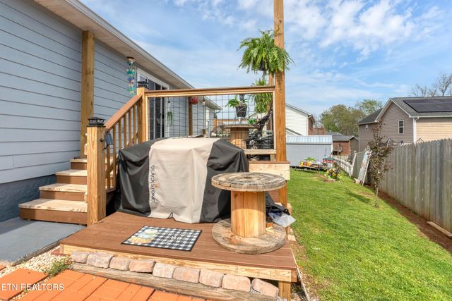 1246 Lori Ellen Court, Sevierville, TN 37876