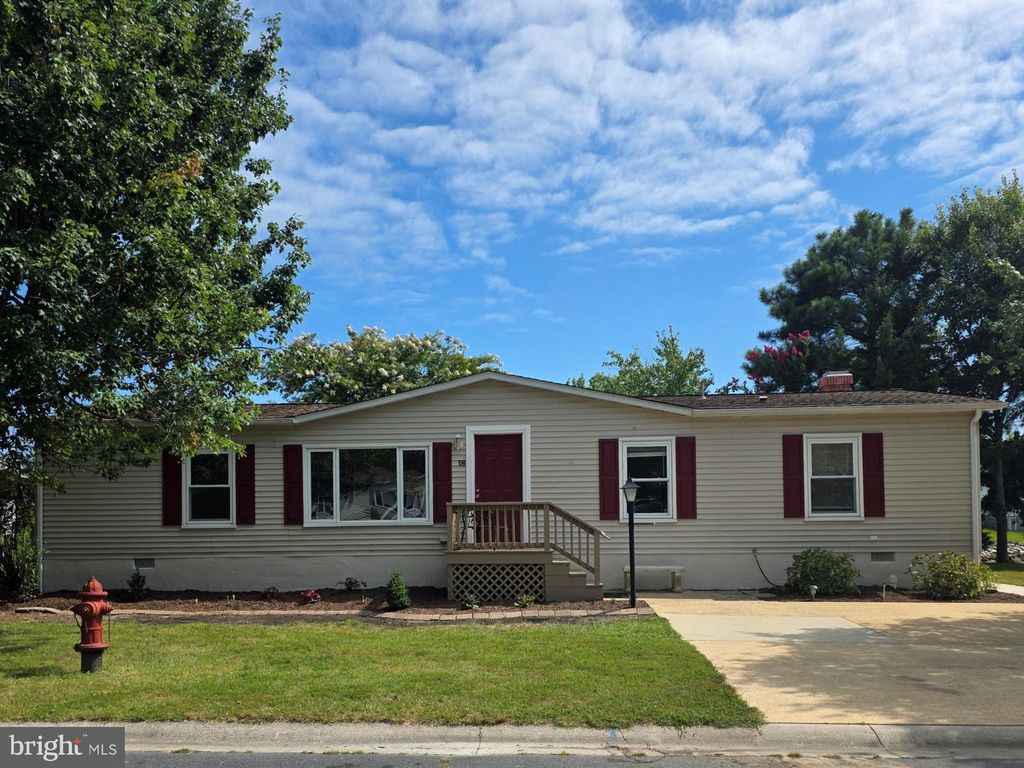 18 COASTAL DR, Berlin, MD 21811